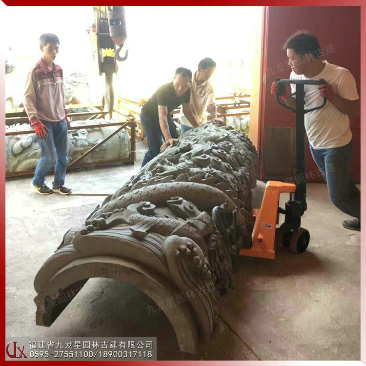 石雕龍柱圖片