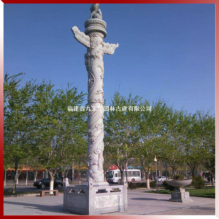石雕龍柱華表圖片